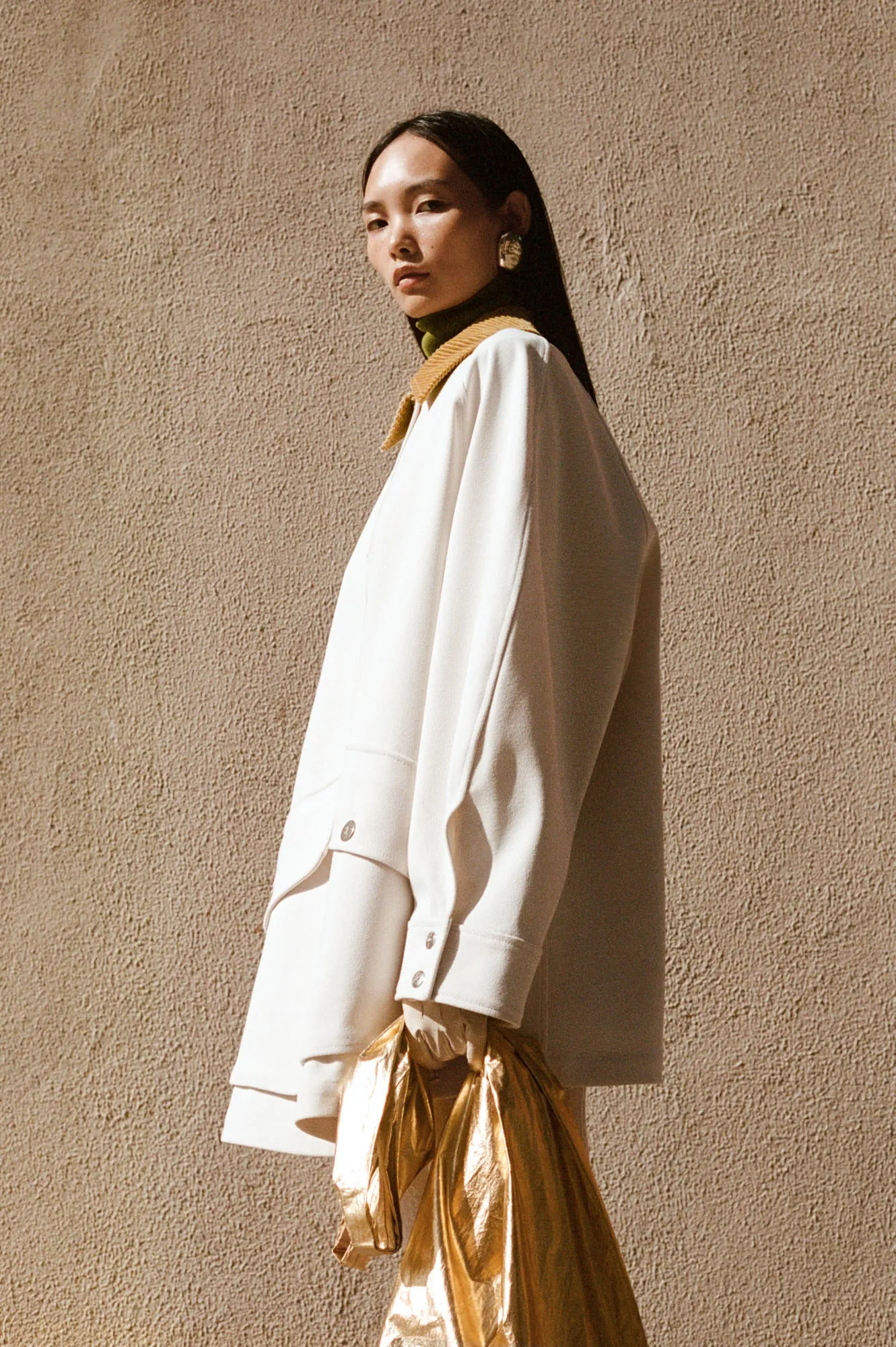 SHORT TRENCH COAT ECRU sold by Cordera