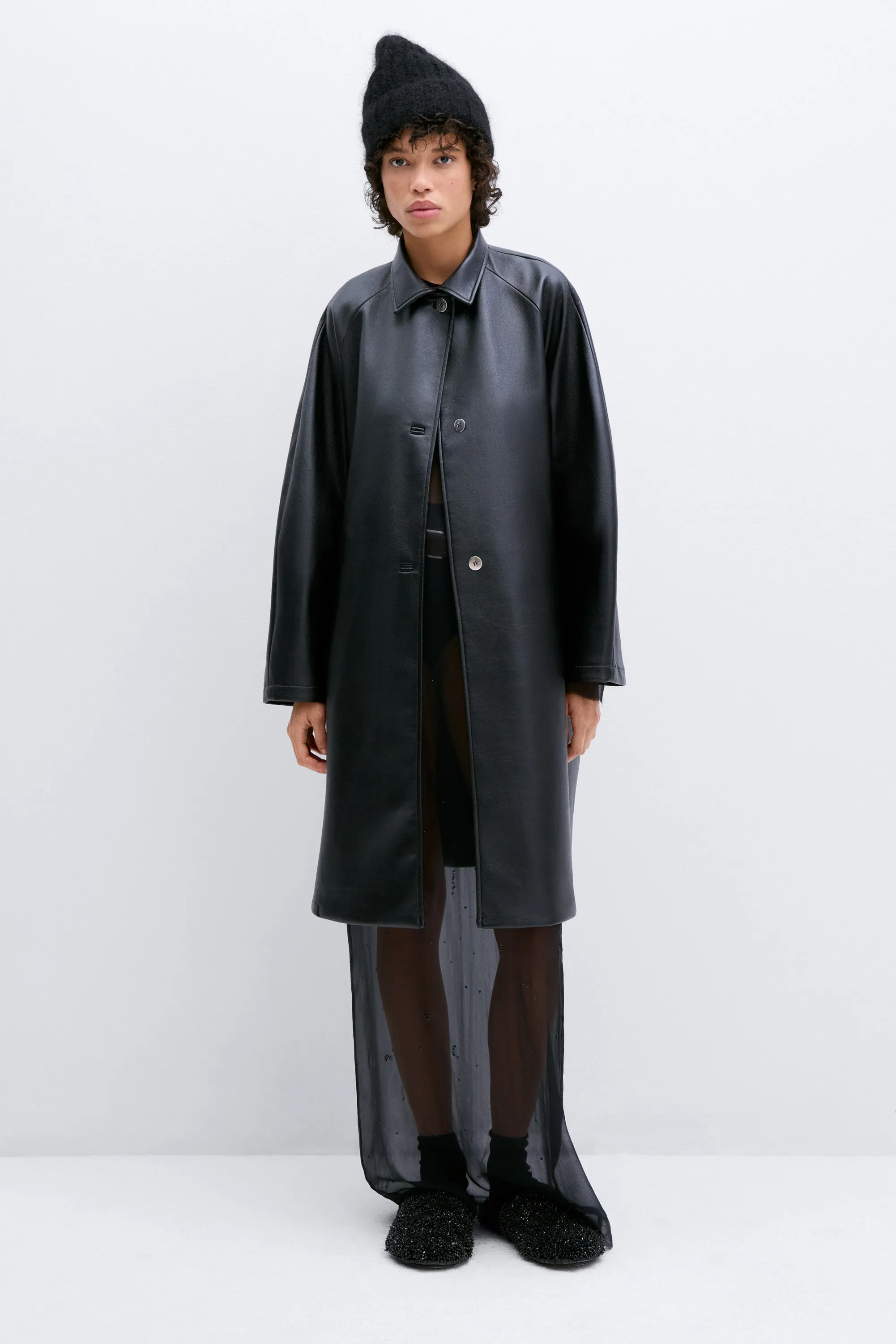 FAUX LEATHER COAT BLACK sold by Cordera