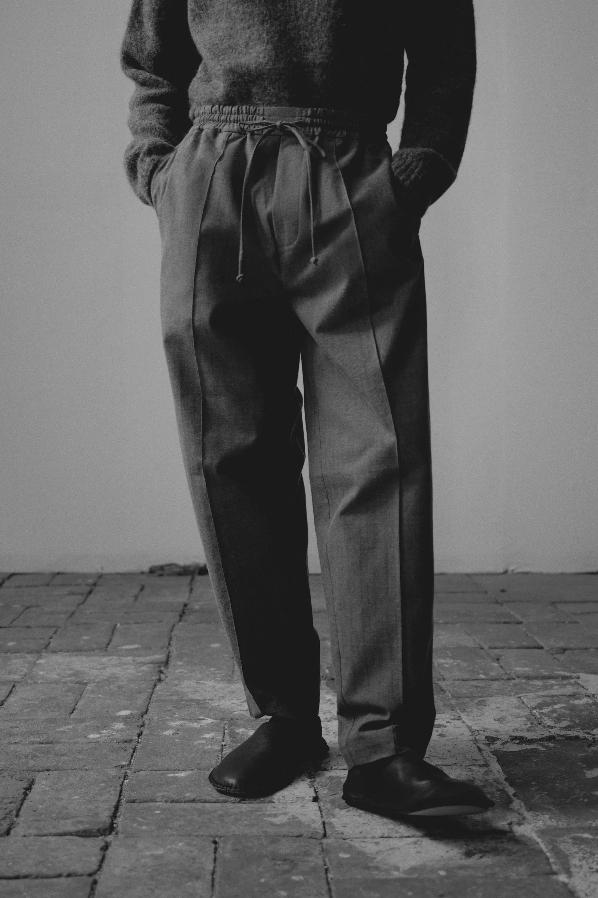 FRONTAL SEAM PANTS GREY sold by Cordera product image thumbnail 3