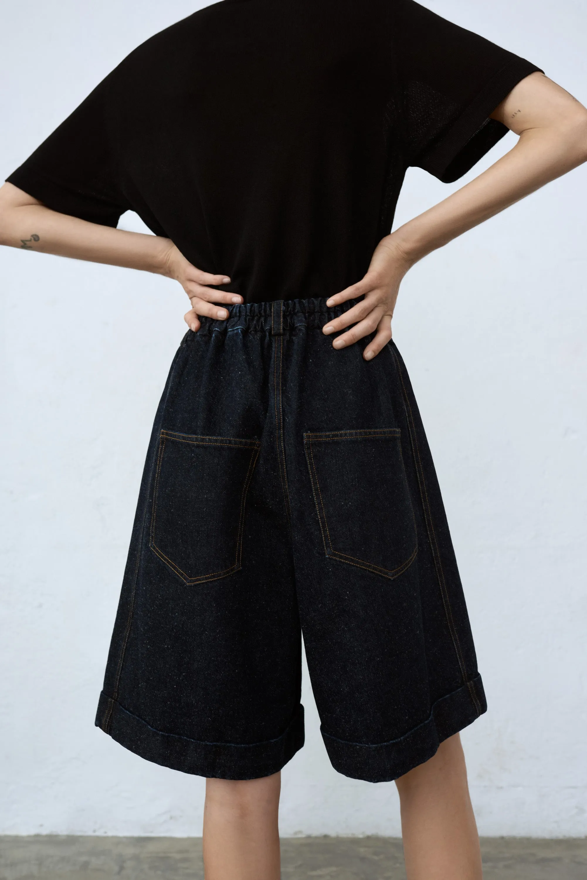 PLEATED BERMUDA SHORTS DARK NAVY sold by Cordera product image thumbnail 4