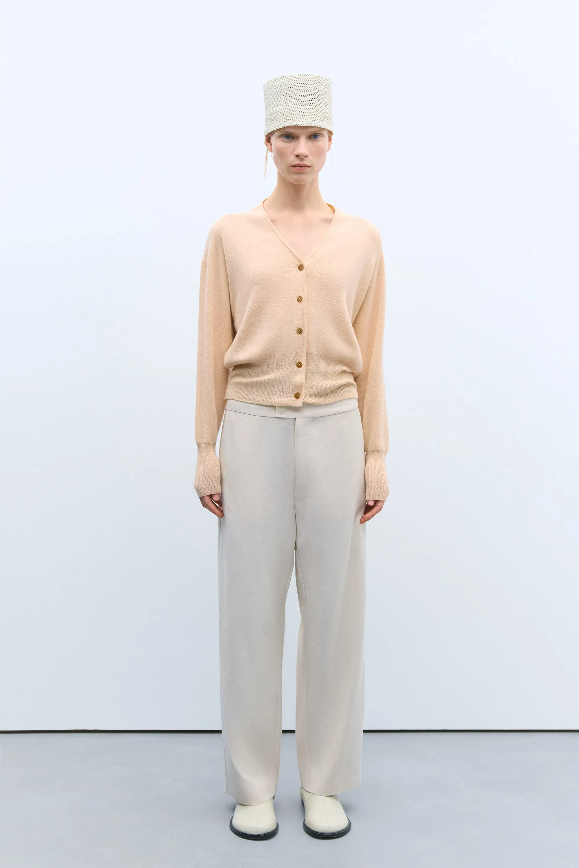 MERINO & CASHMERE CARDIGAN PEACH sold by Cordera