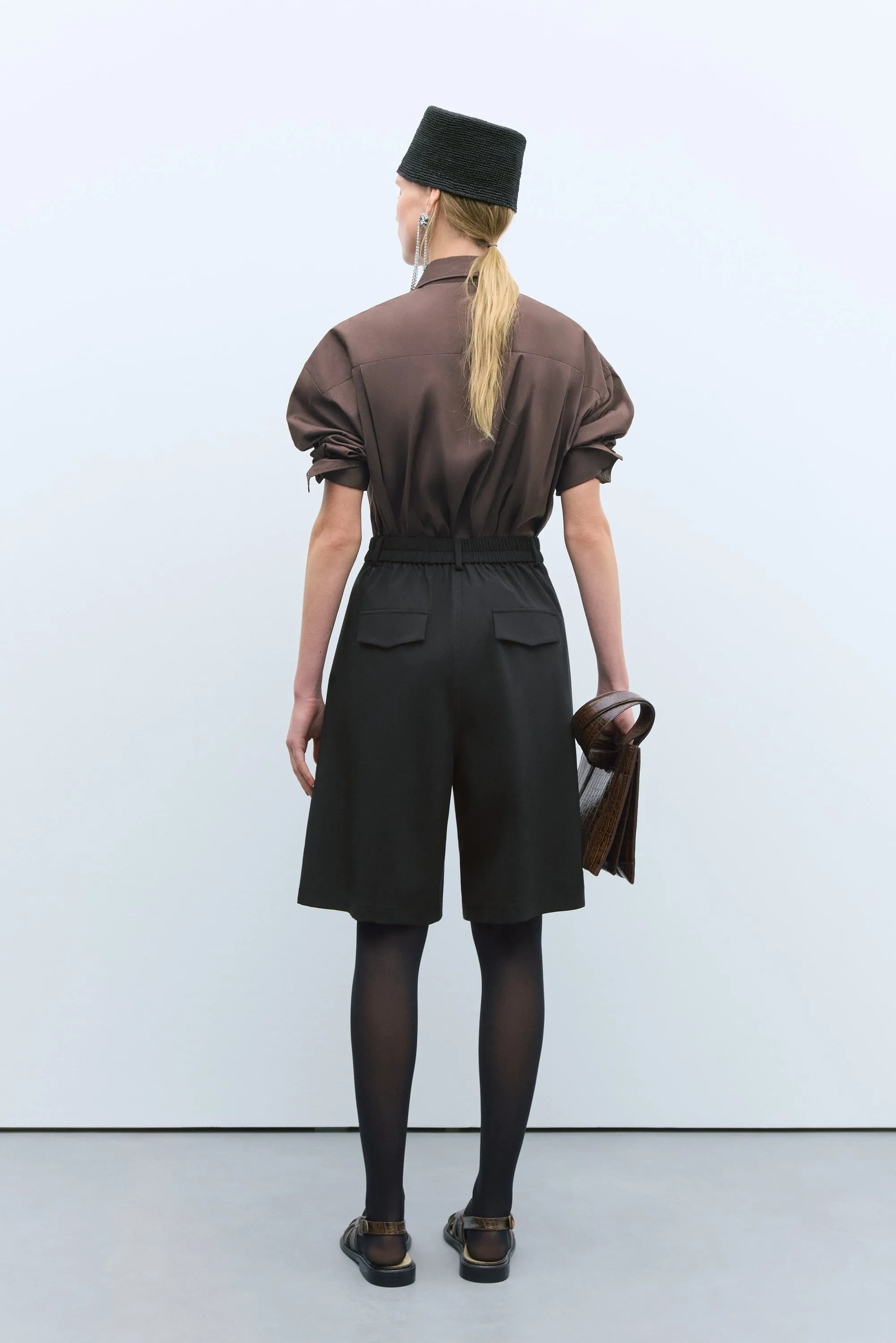 TAILORING BERMUDA BLACK sold by Cordera product image thumbnail 3