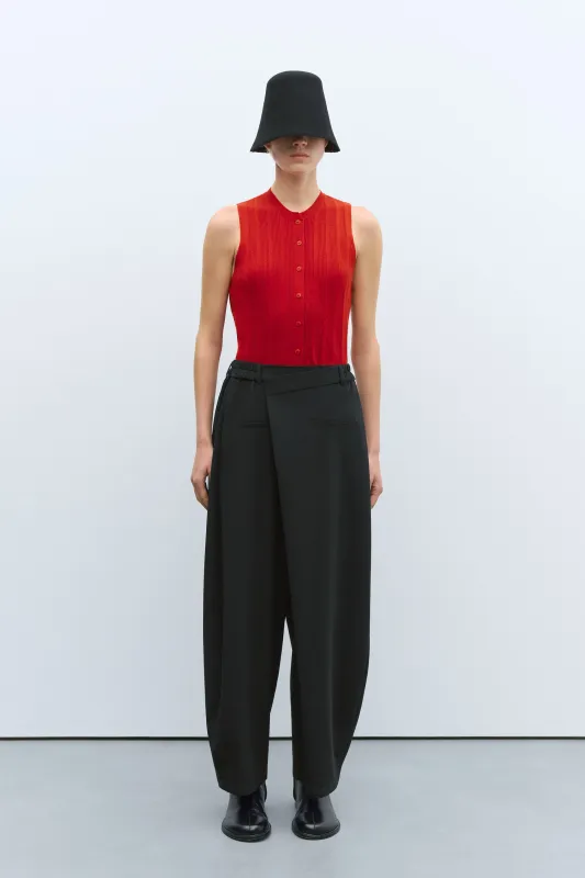 TAILORING CROSSOVER PANTS BLACK sold by Cordera