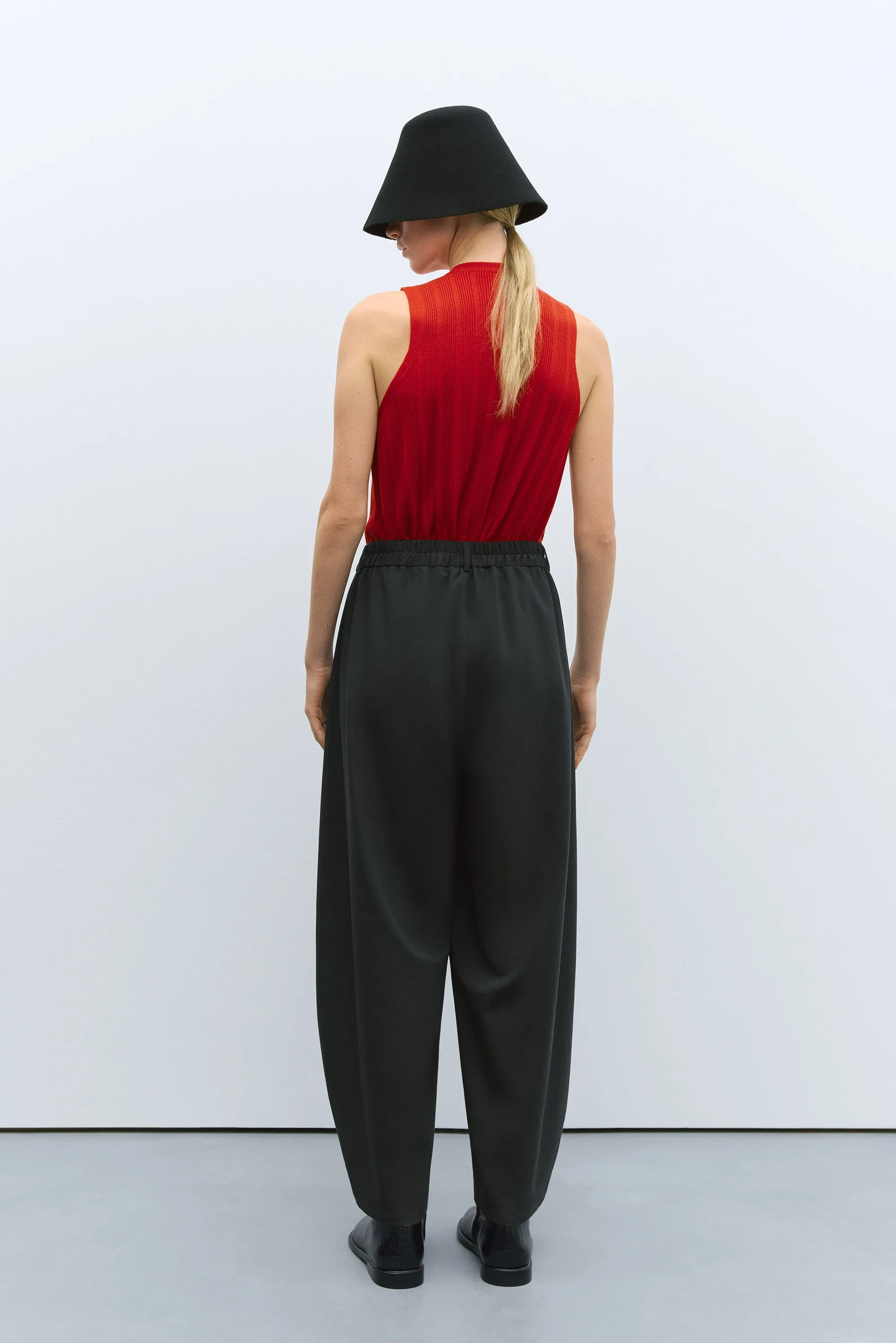 TAILORING CROSSOVER PANTS BLACK sold by Cordera product image thumbnail 3