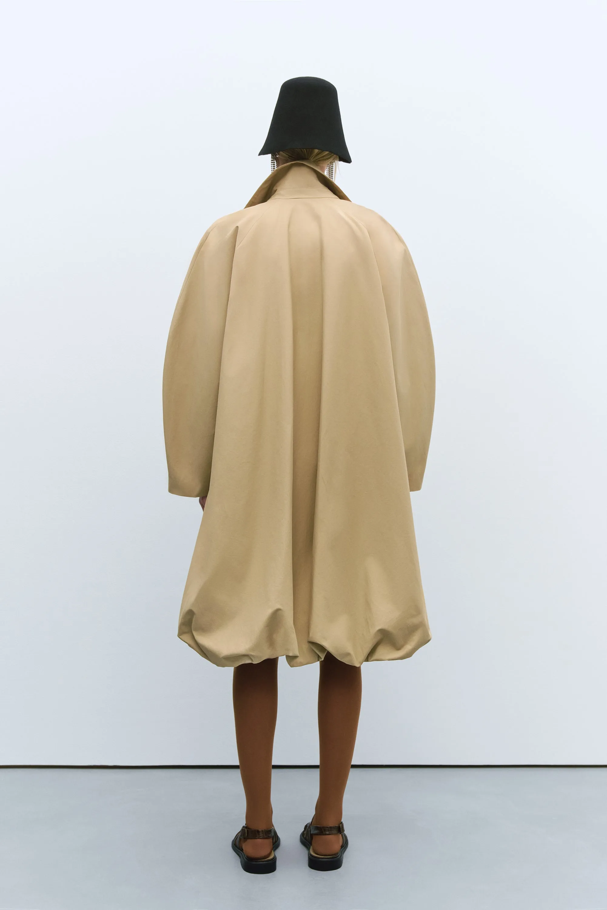 BALLOON TRENCH COAT CAMEL sold by Cordera product image thumbnail 4