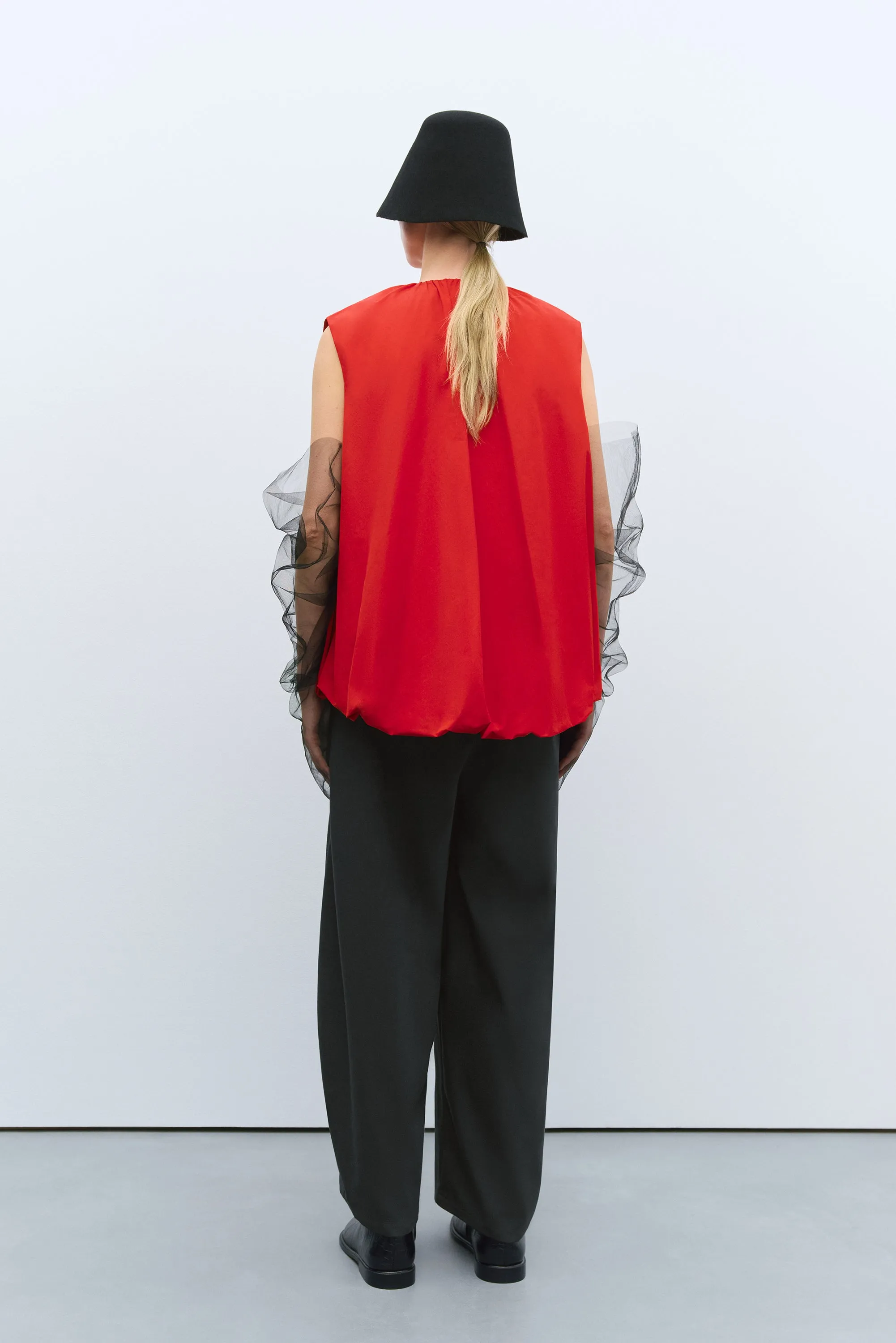 UTILITY BALLOON WAISTCOAT RED sold by Cordera product image thumbnail 4