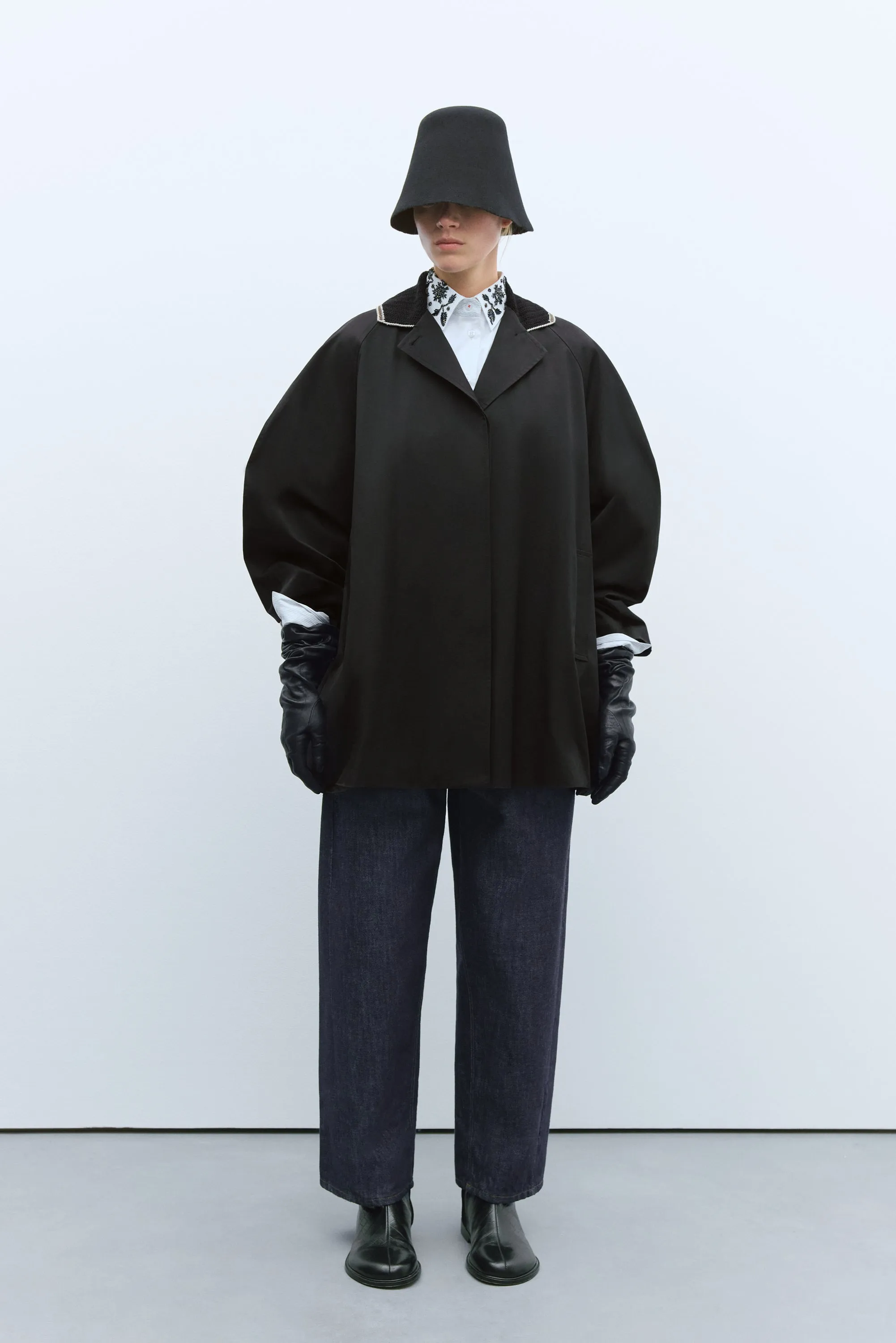 CROCHET COLLAR JACKET BLACK sold by Cordera