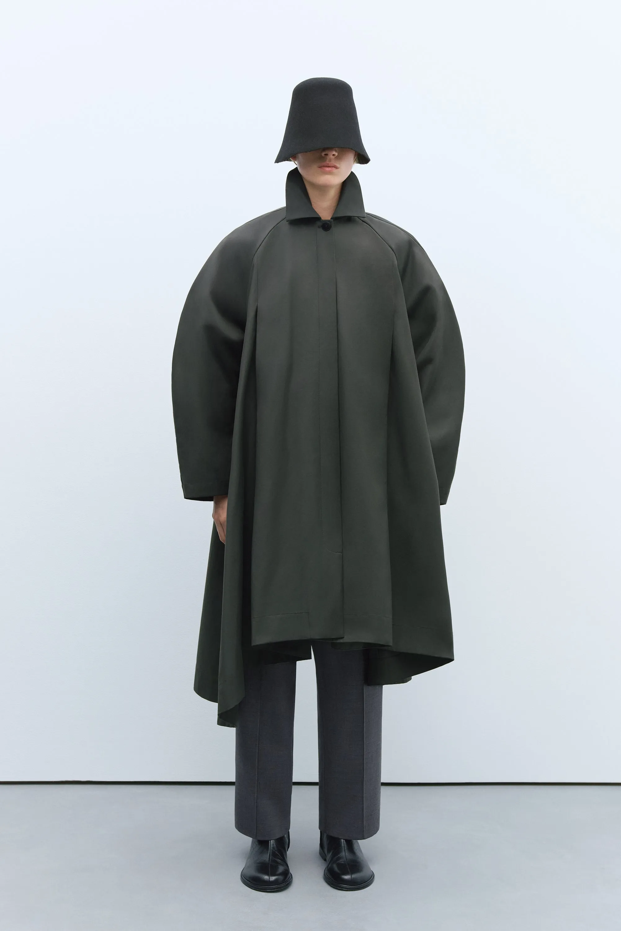 ASYMMETRIC TRENCH COAT GRAPHITE sold by Cordera