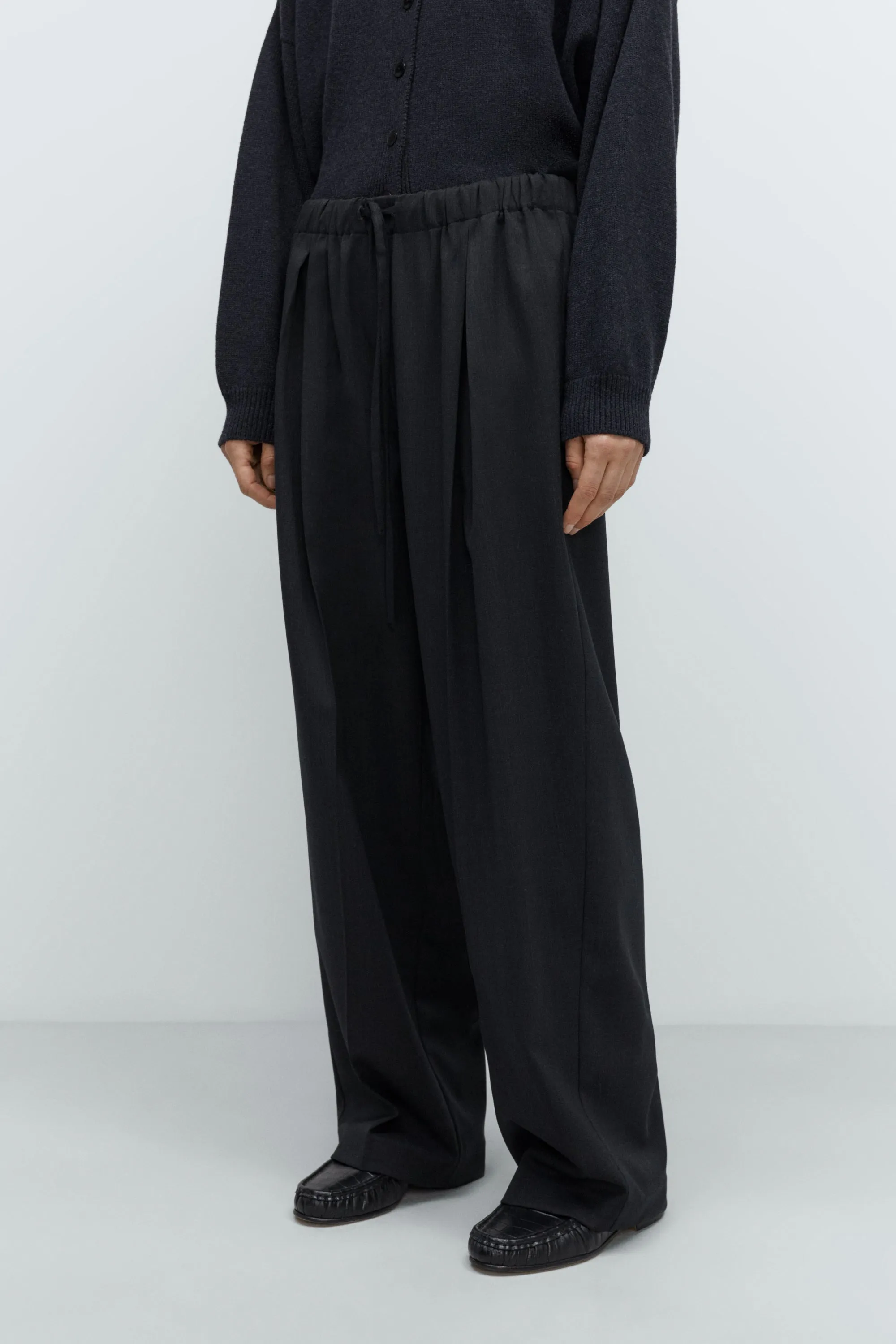 PLEATED RELAXED PANTS sold by Cordera product image thumbnail 2