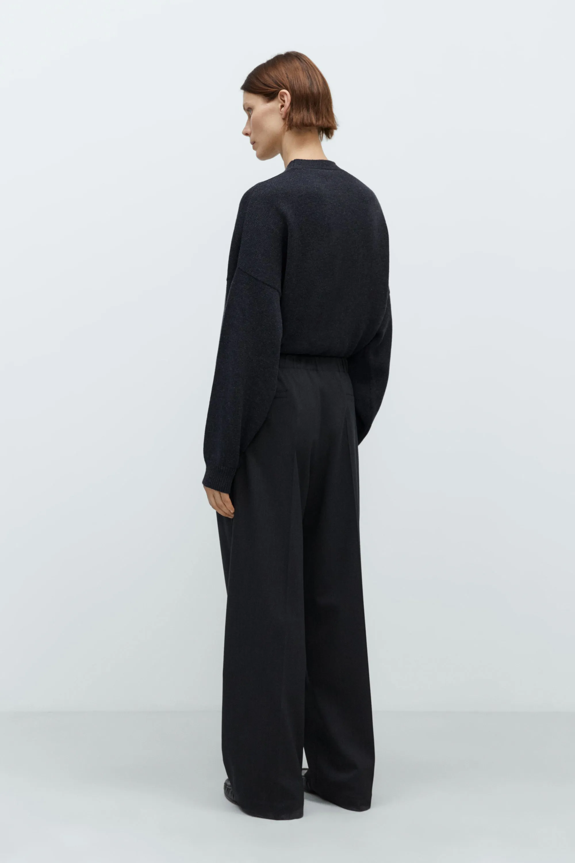 PLEATED RELAXED PANTS sold by Cordera product image thumbnail 3