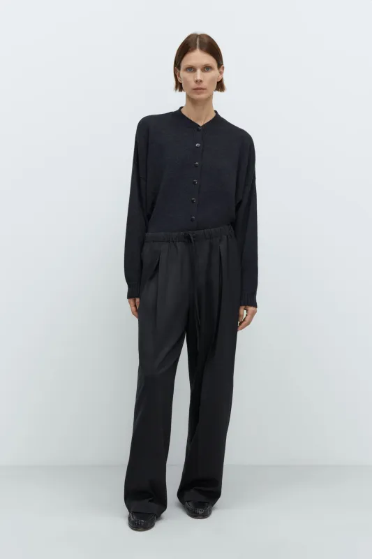 PLEATED RELAXED PANTS sold by Cordera