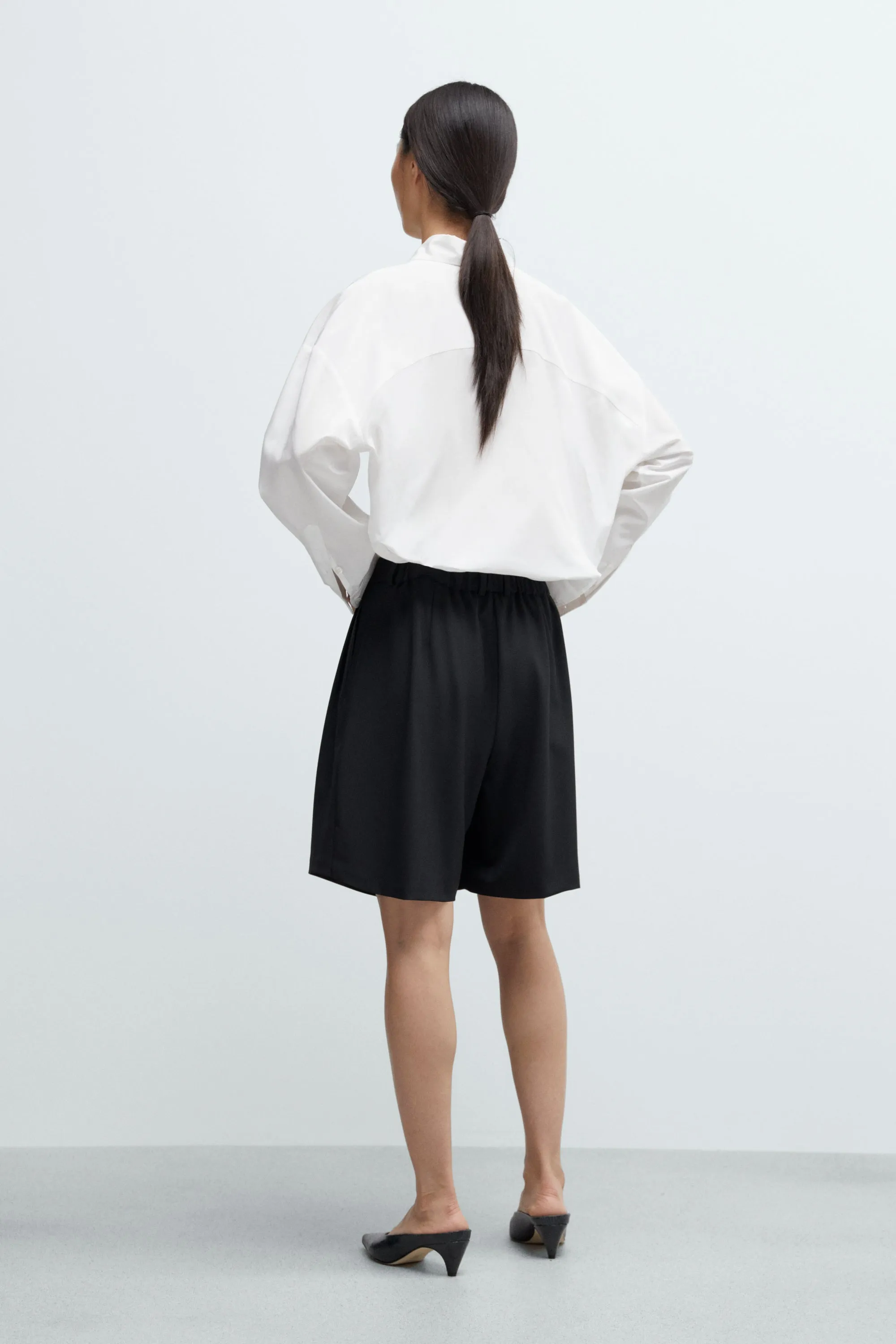 TAILORED BERMUDA sold by Cordera product image thumbnail 3