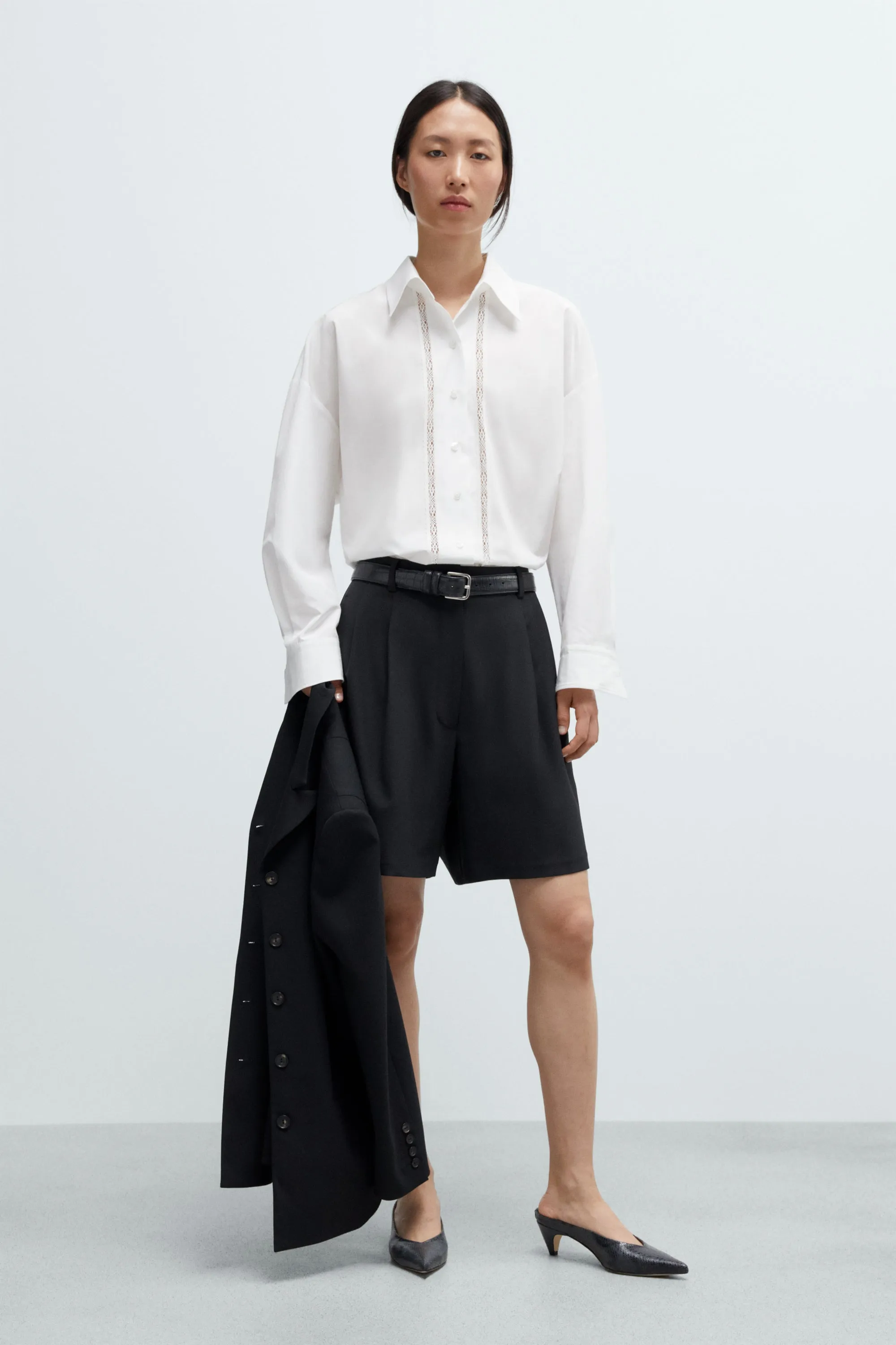 TAILORED BERMUDA sold by Cordera