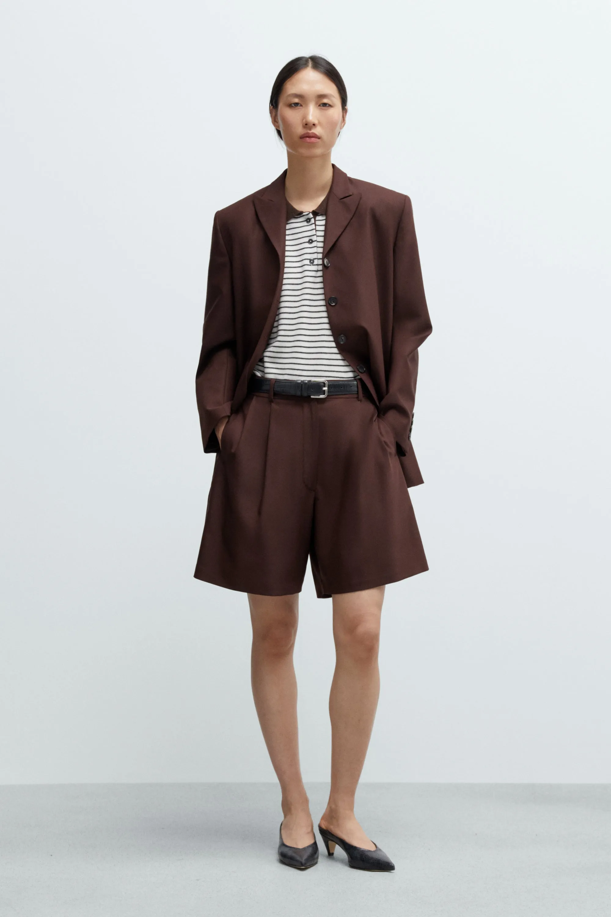 TAILORED BERMUDA sold by Cordera