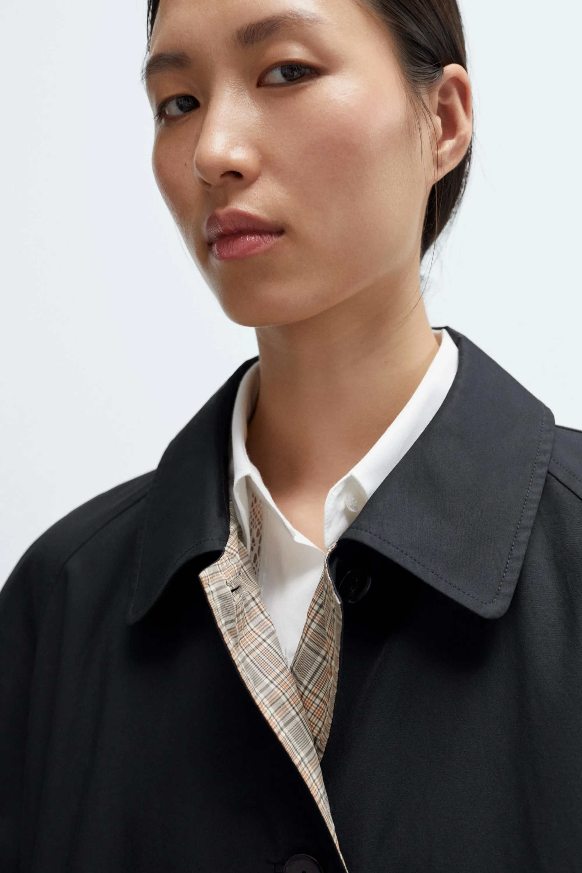 REVERSIBLE TRENCH COAT sold by Cordera product image thumbnail 4