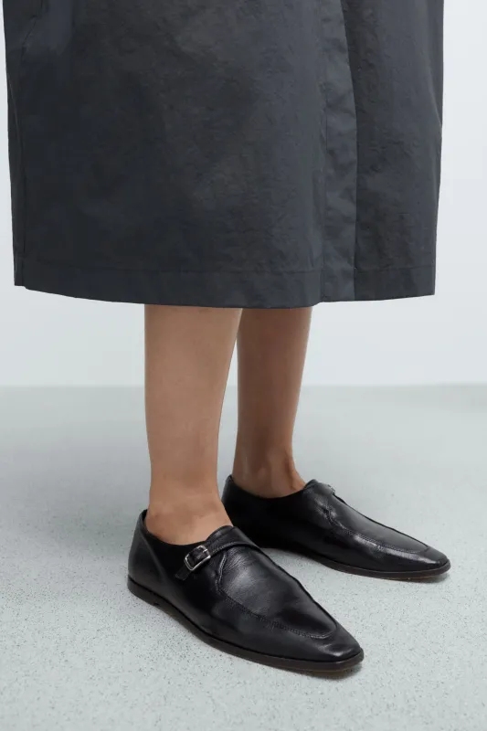 NILO POINTY LOAFER sold by Cordera