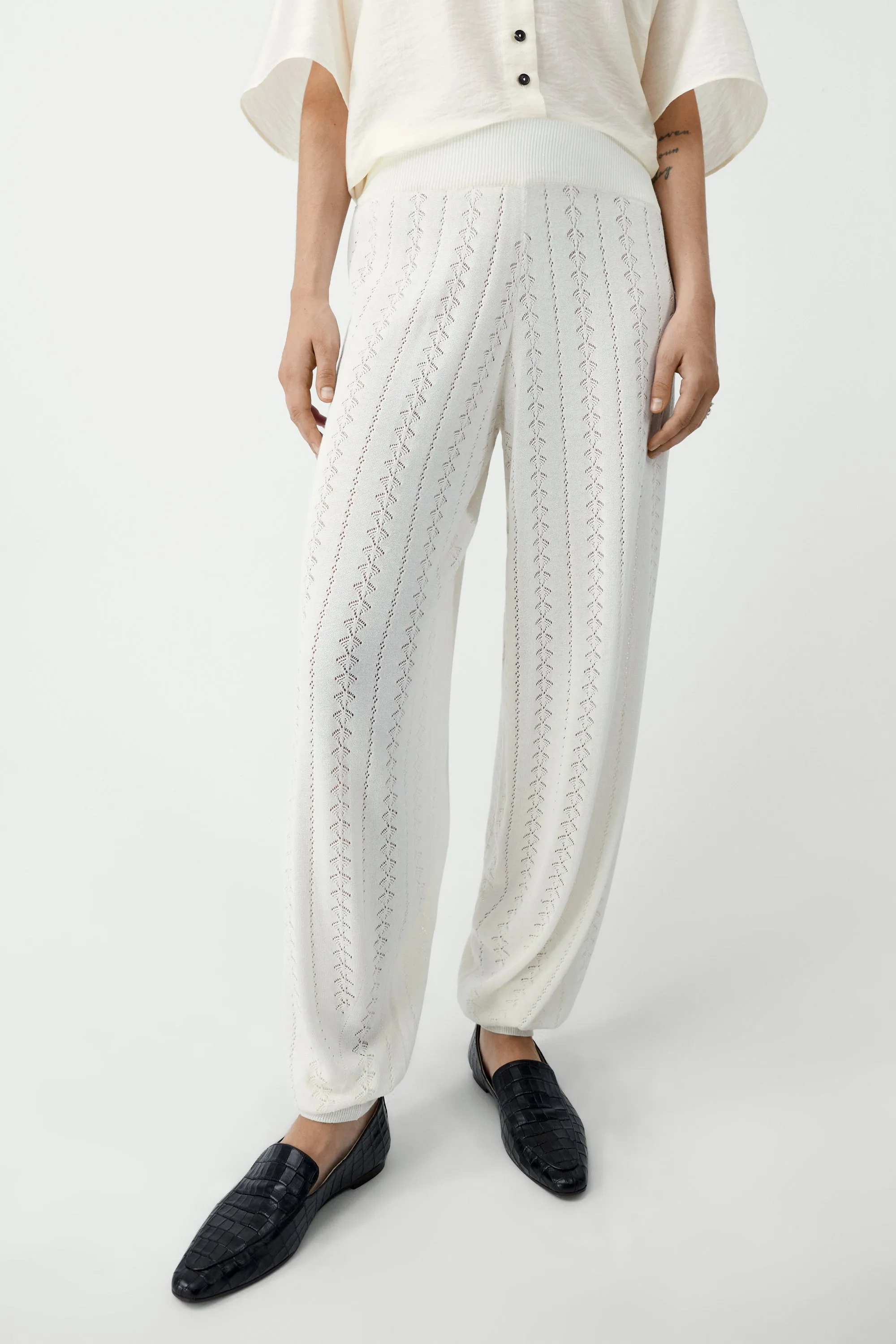 LACE KNIT PANTS sold by Cordera product image thumbnail 2