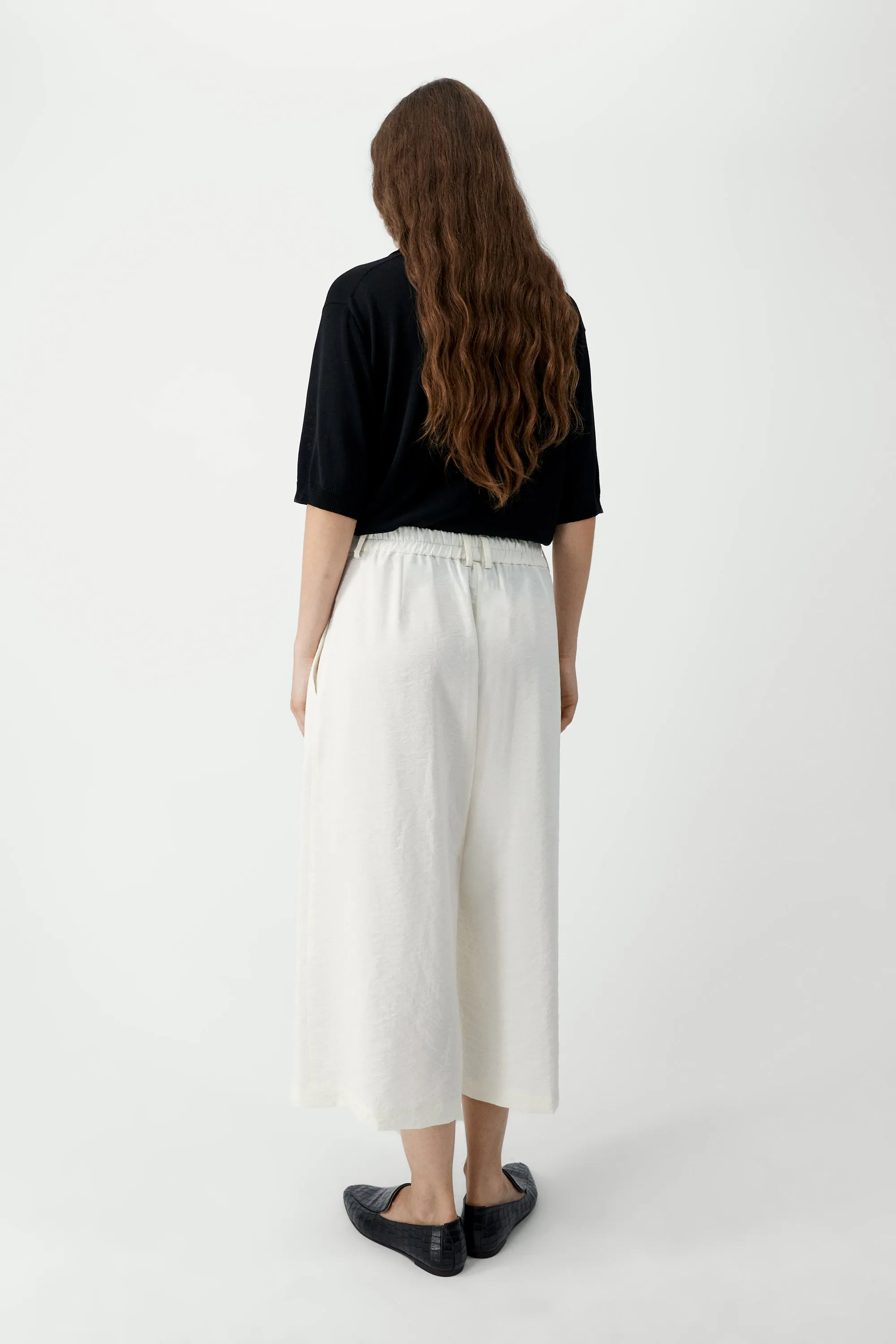 SILK CAPRI PANTS sold by Cordera product image thumbnail 3