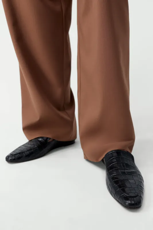 POINTY CROCODILE LOAFER sold by Cordera