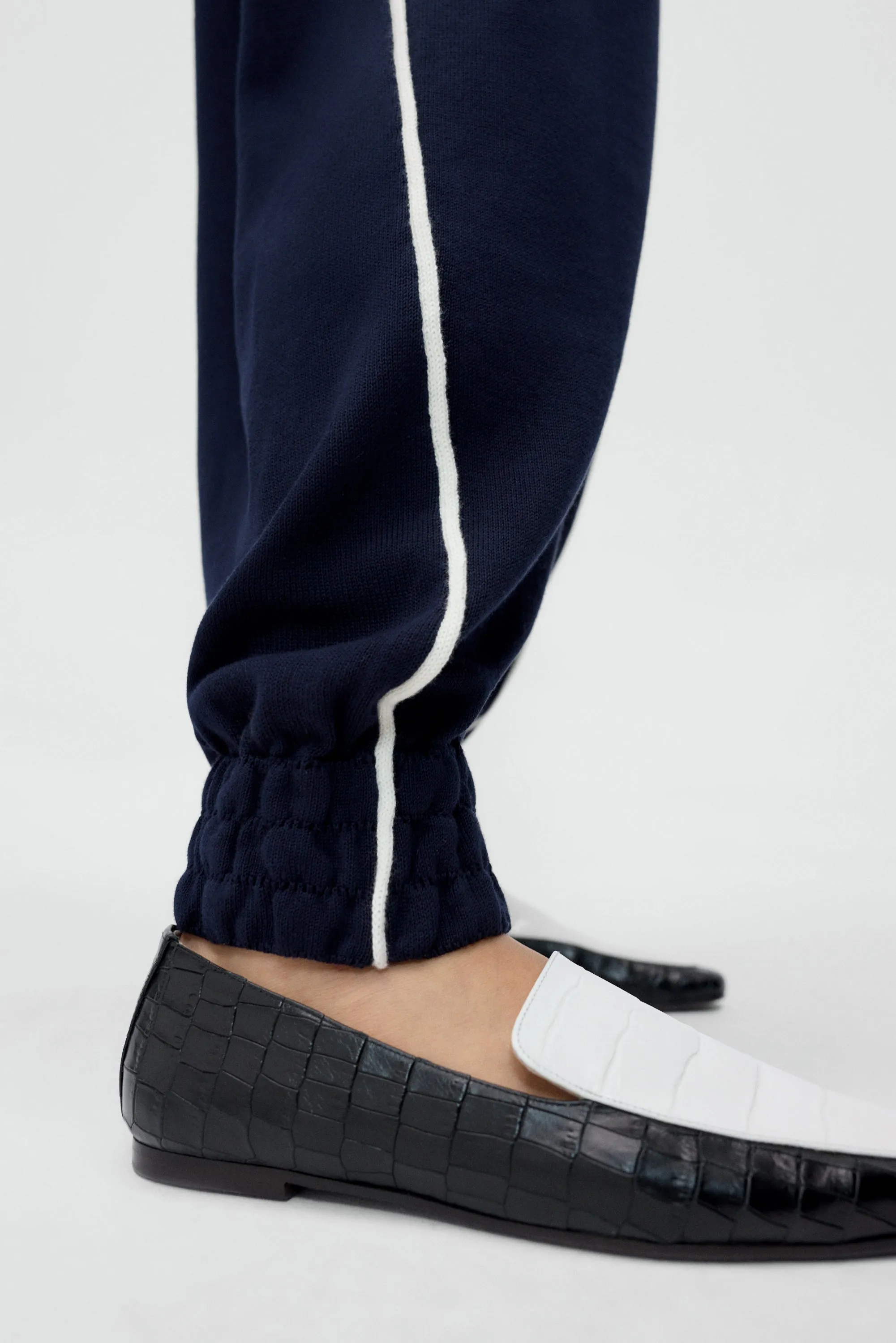 ORGANIC COTTON SPORTY PANTS sold by Cordera product image thumbnail 4