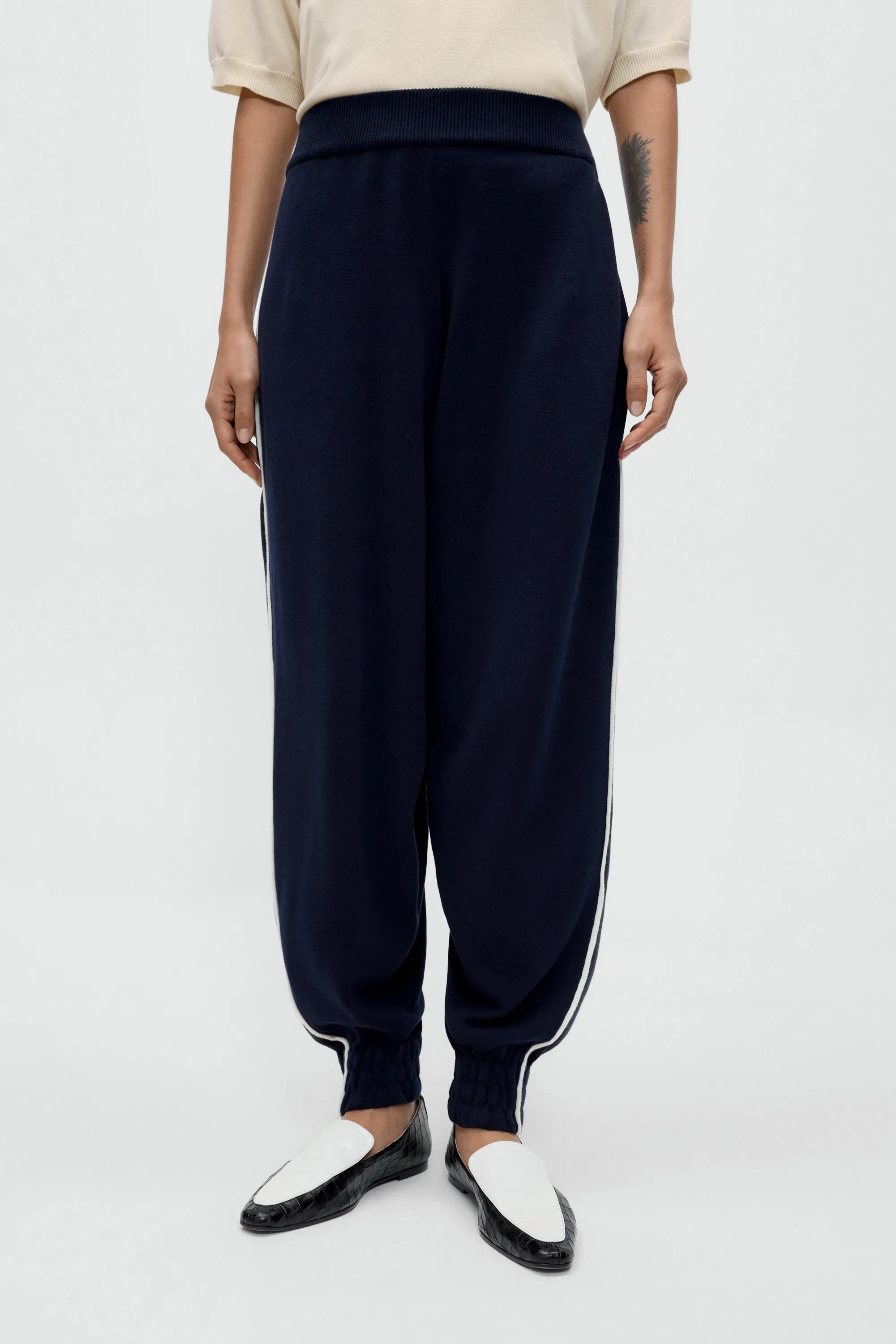ORGANIC COTTON SPORTY PANTS sold by Cordera product image thumbnail 2