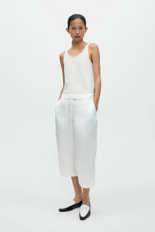 LOW RISE SATIN CAPRI PANTS made by Cordera