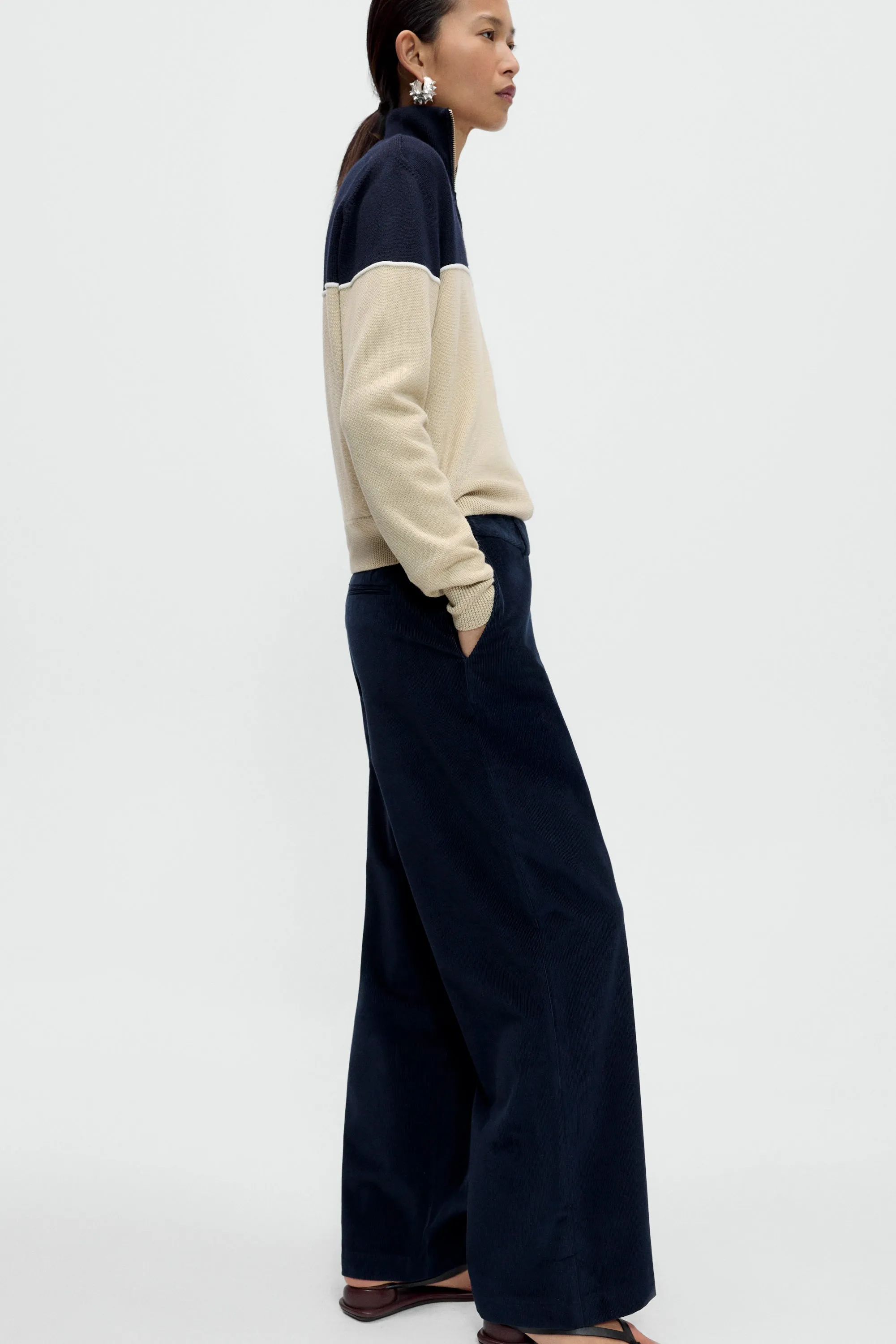 LOW RISE CORDUROY PANTS sold by Cordera product image thumbnail 4