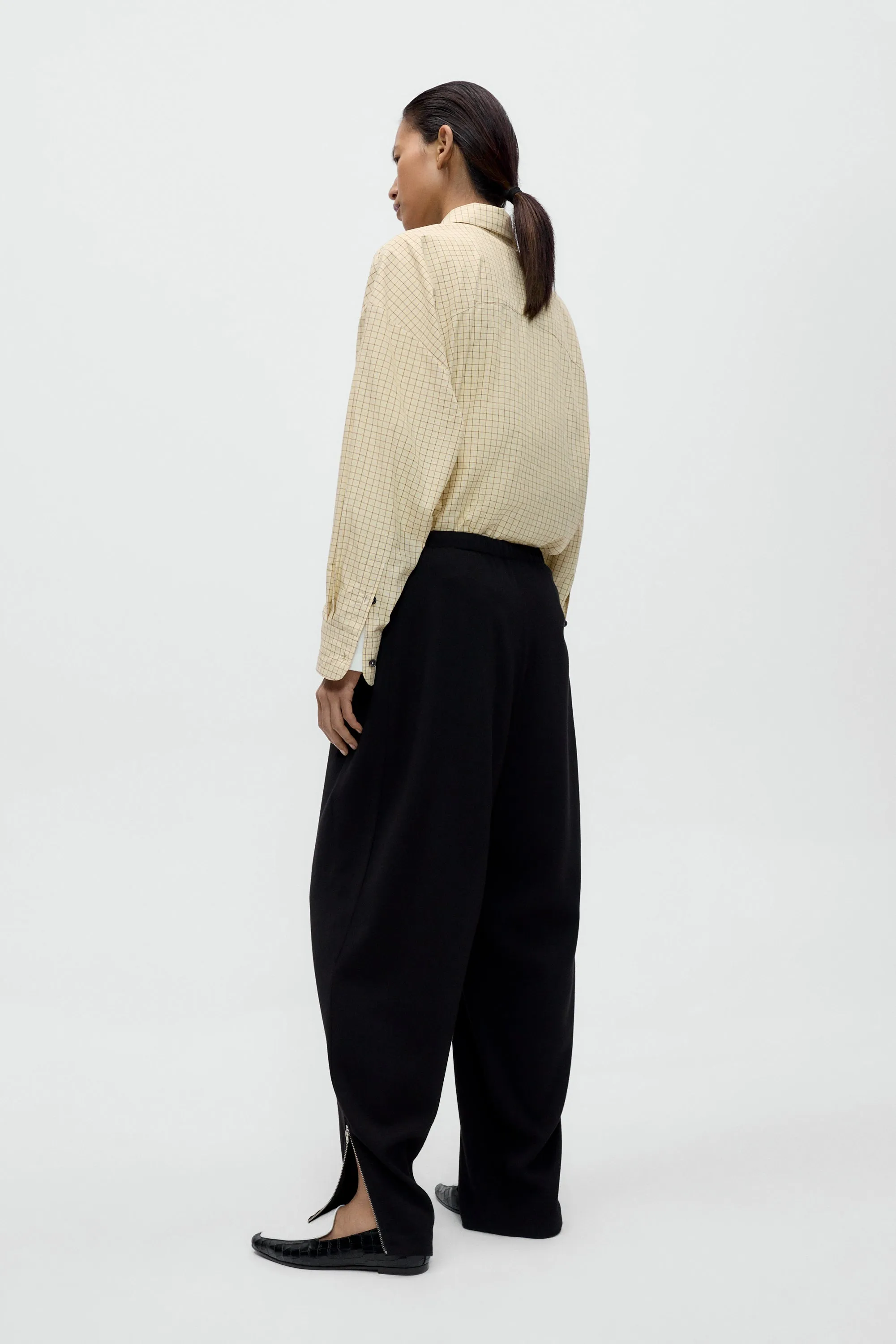 LOUNGE PANTS sold by Cordera product image thumbnail 3