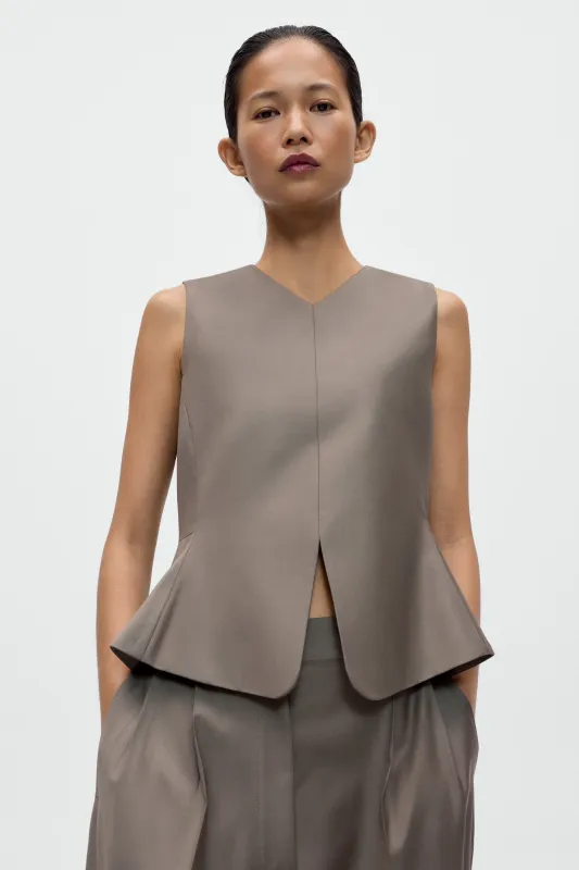 TAILORED PEPLUM VEST made by Cordera
