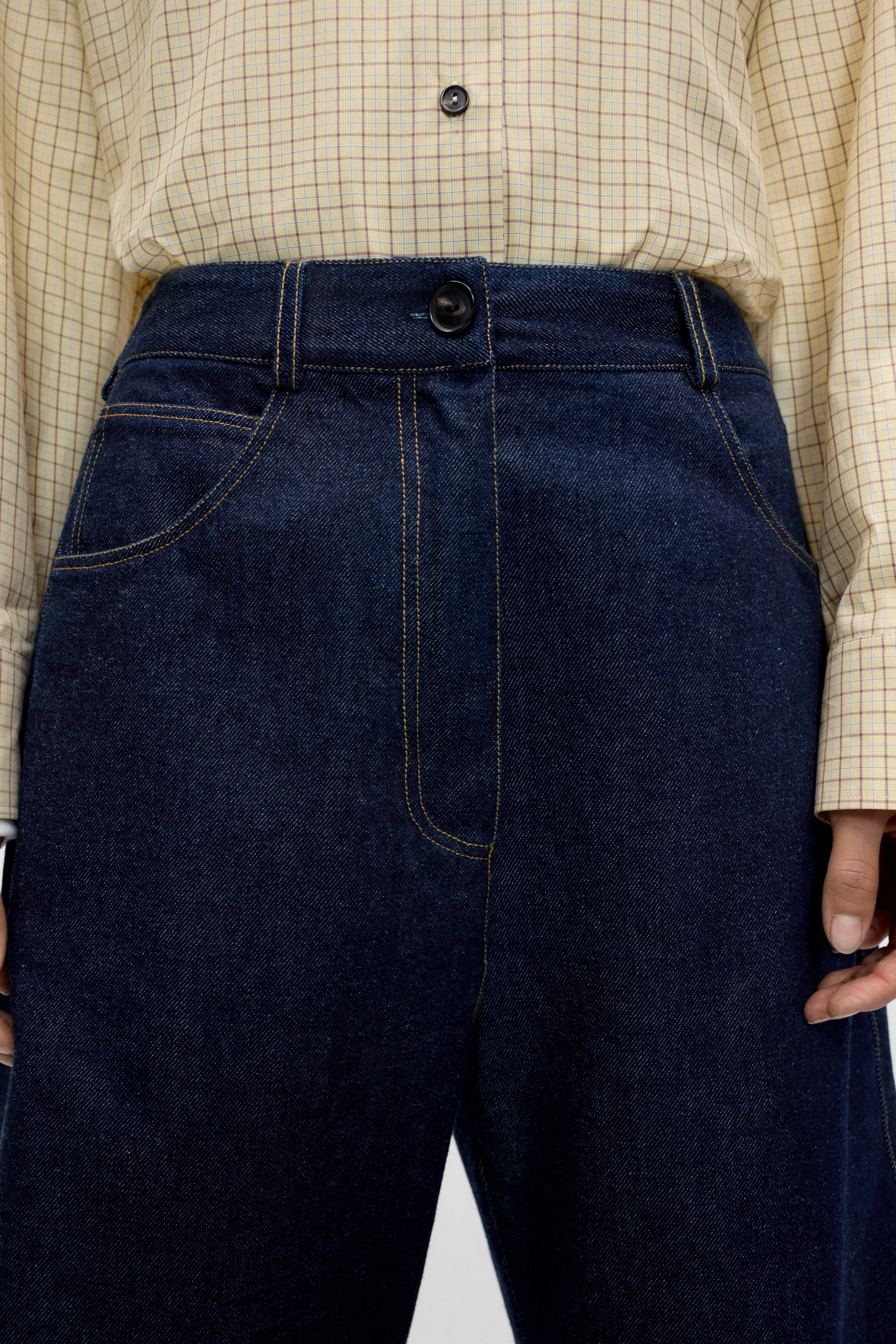 CURVED BAGGY JEANS sold by Cordera product image thumbnail 4