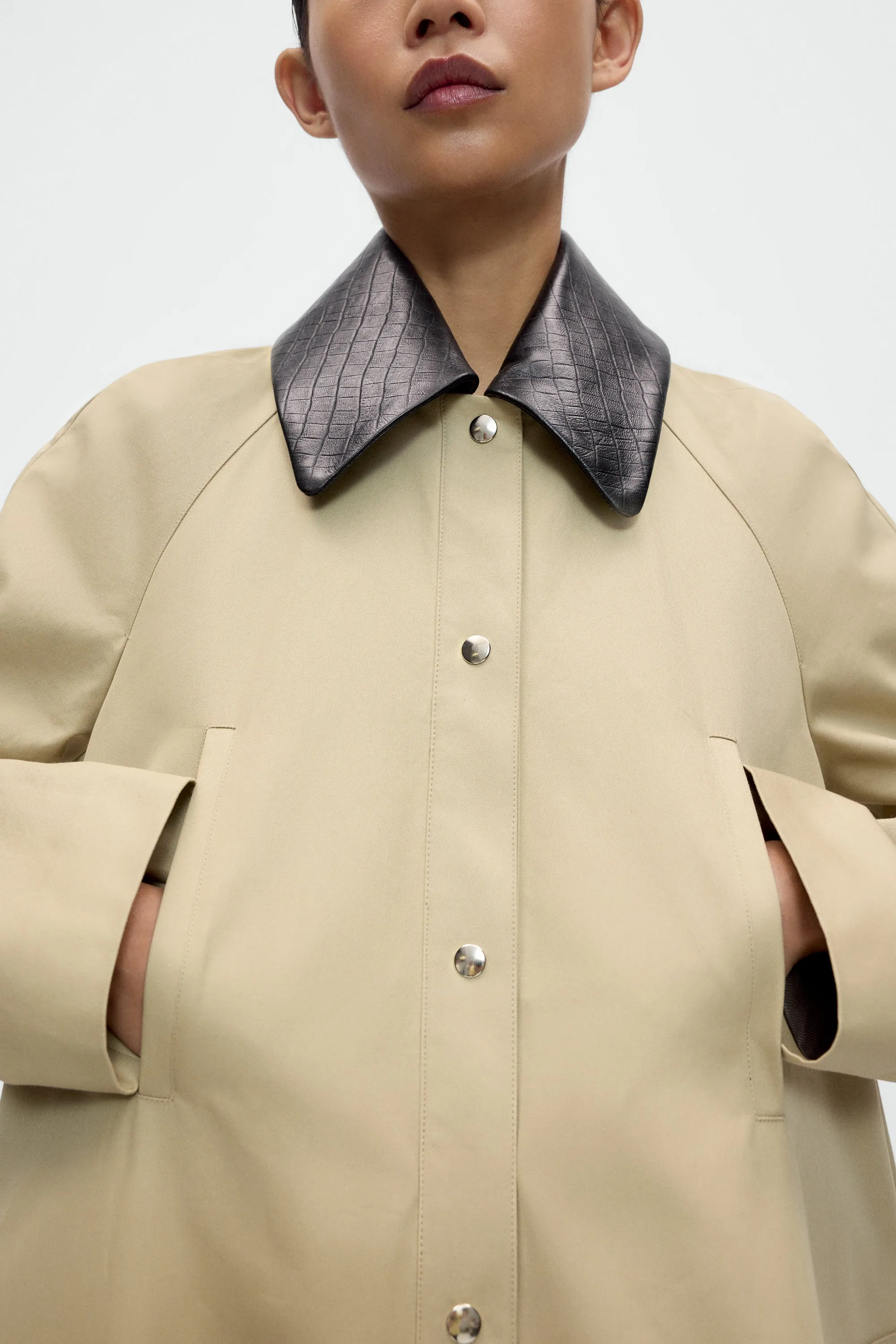LEATHER COLLAR VOLUMINOUS COAT sold by Cordera product image thumbnail 2