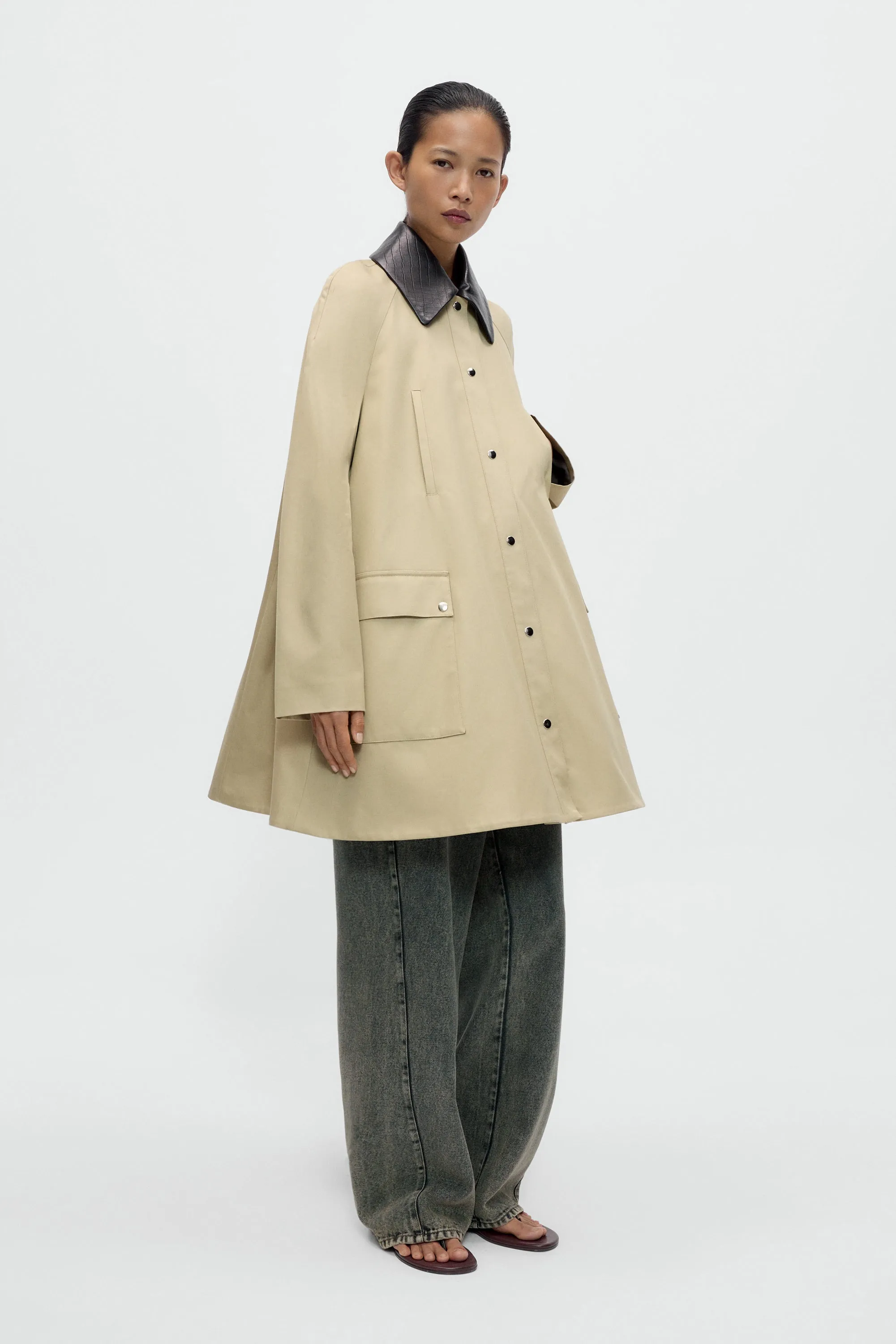 LEATHER COLLAR VOLUMINOUS COAT sold by Cordera product image thumbnail 3