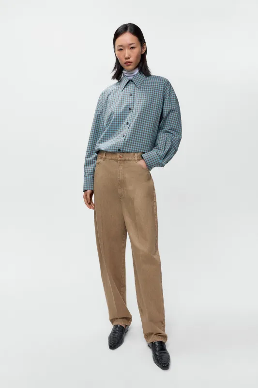 DENIM CARROT PANTS made by Cordera