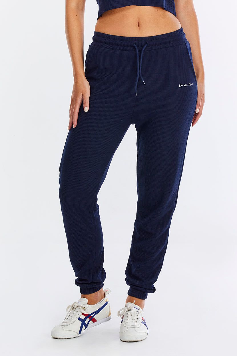 מכנסיים Angel Face טקסטורת ופל sold by Adika product image thumbnail 2