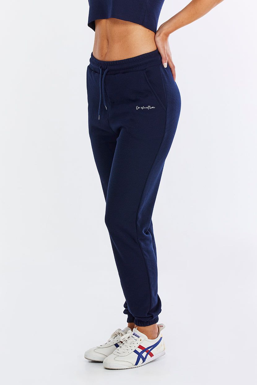 מכנסיים Angel Face טקסטורת ופל sold by Adika product image thumbnail 3