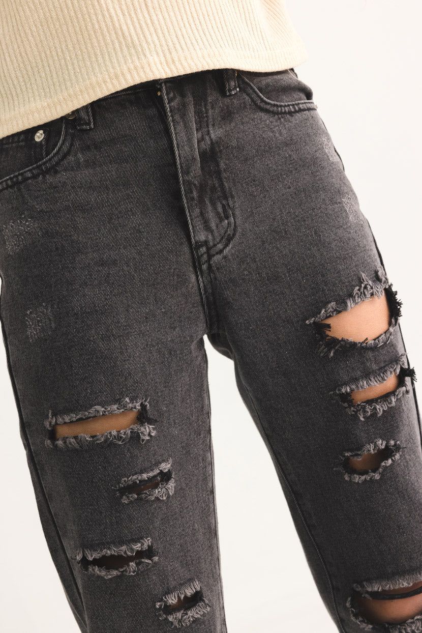 מכנסי ג'ינס מישל בשילוב קרעים sold by Adika product image thumbnail 2