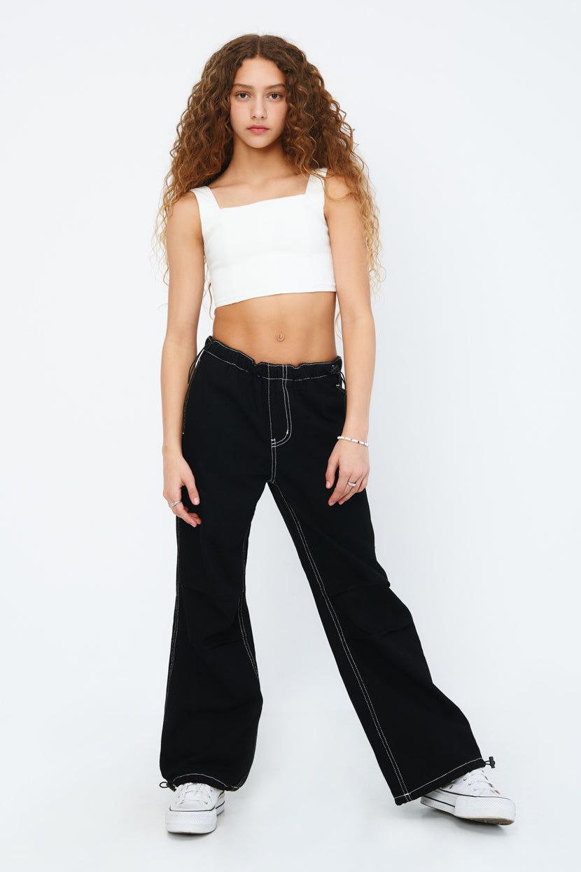 מכנסי דגמ"ח לקסי תיפורים מודגשים sold by Adika