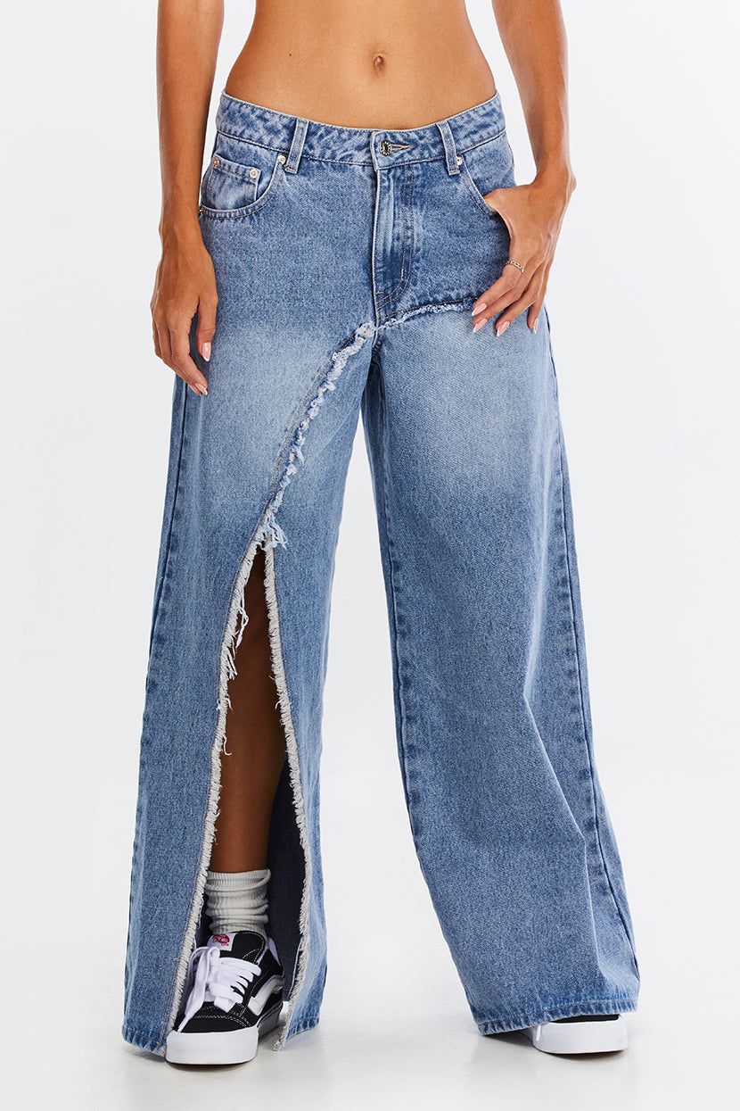 מכנסי ג'ינס To the Left בשילוב קרע sold by Adika product image thumbnail 2