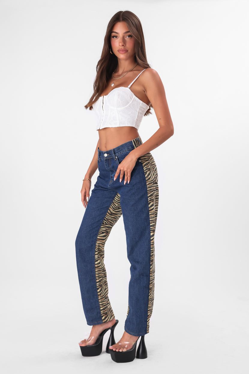 מכנסי ג'ינס באקי בשילוב בד מנומר | STRAIGHT sold by Adika