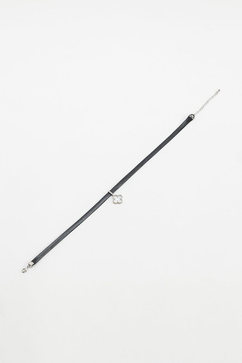 שרשרת צ'וקר רומנס תליון פרח sold by Adika product image thumbnail 2