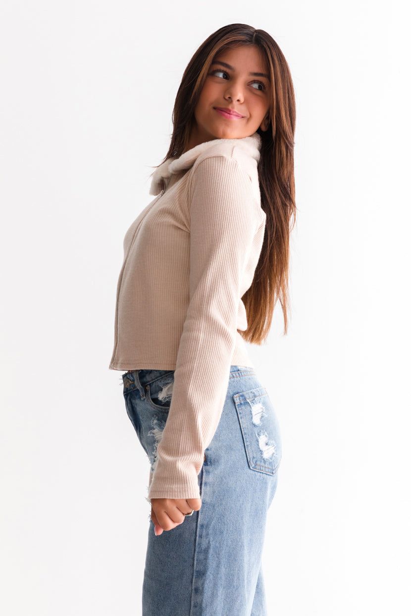 סריג ריין צווארון פרוותי sold by Adika product image thumbnail 4