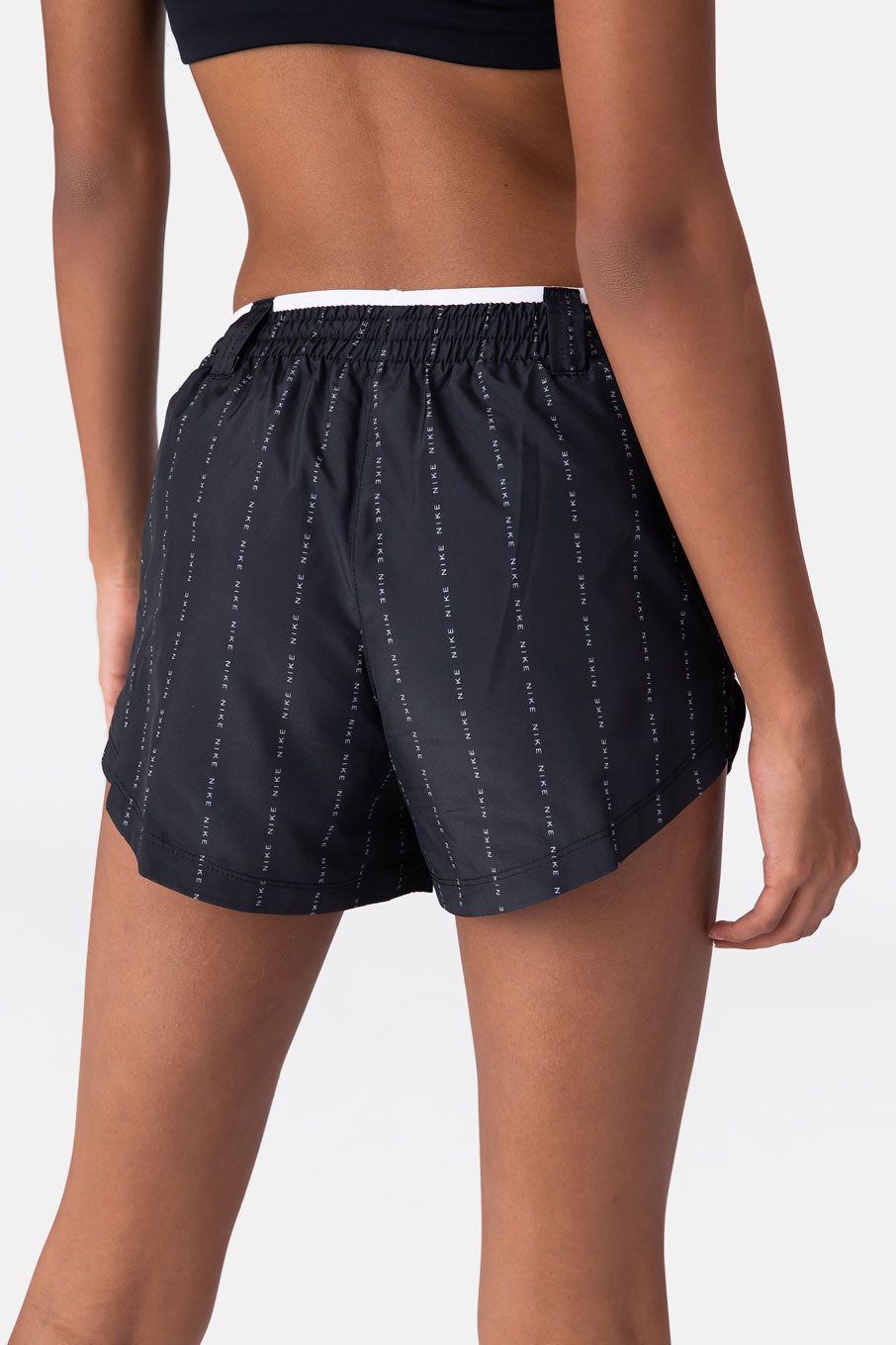 שורטס ריצה הדפסי לוגו // NIKE sold by Adika product image thumbnail 3