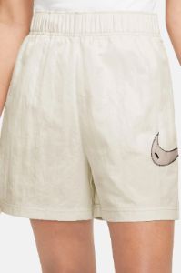 שורטס ניילון Swoosh לוגו // NIKE sold by Adika