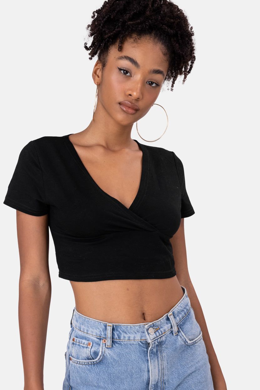 טופ גריינדו גזרת מעטפת sold by Adika