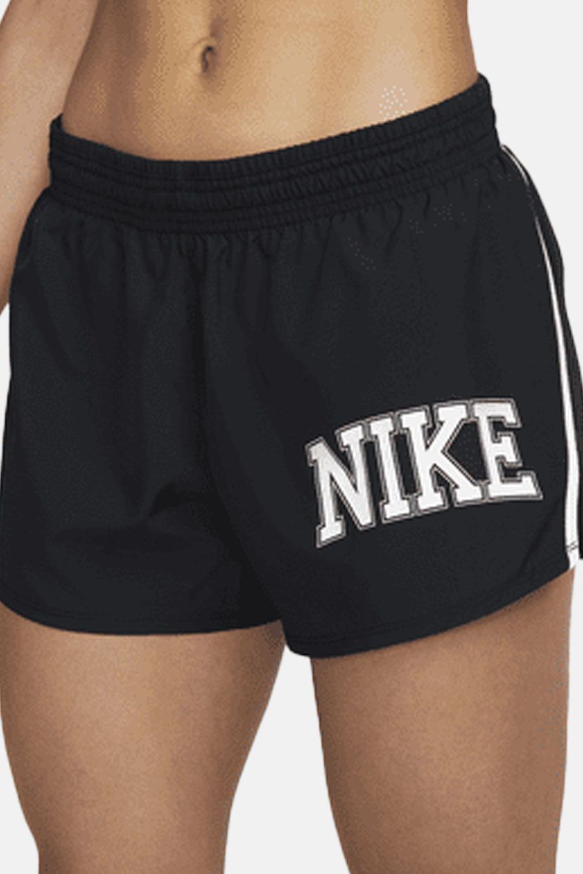 מכנסי שורטס דיטייל לוגו // NIKE sold by Adika product image thumbnail 2