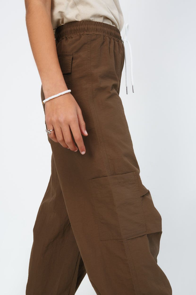 מכנסי ניילון איילין גזרה רחבה sold by Adika product image thumbnail 2