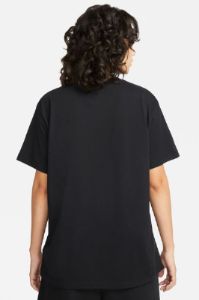 טי-שירט לוגו רקום // NIKE sold by Adika