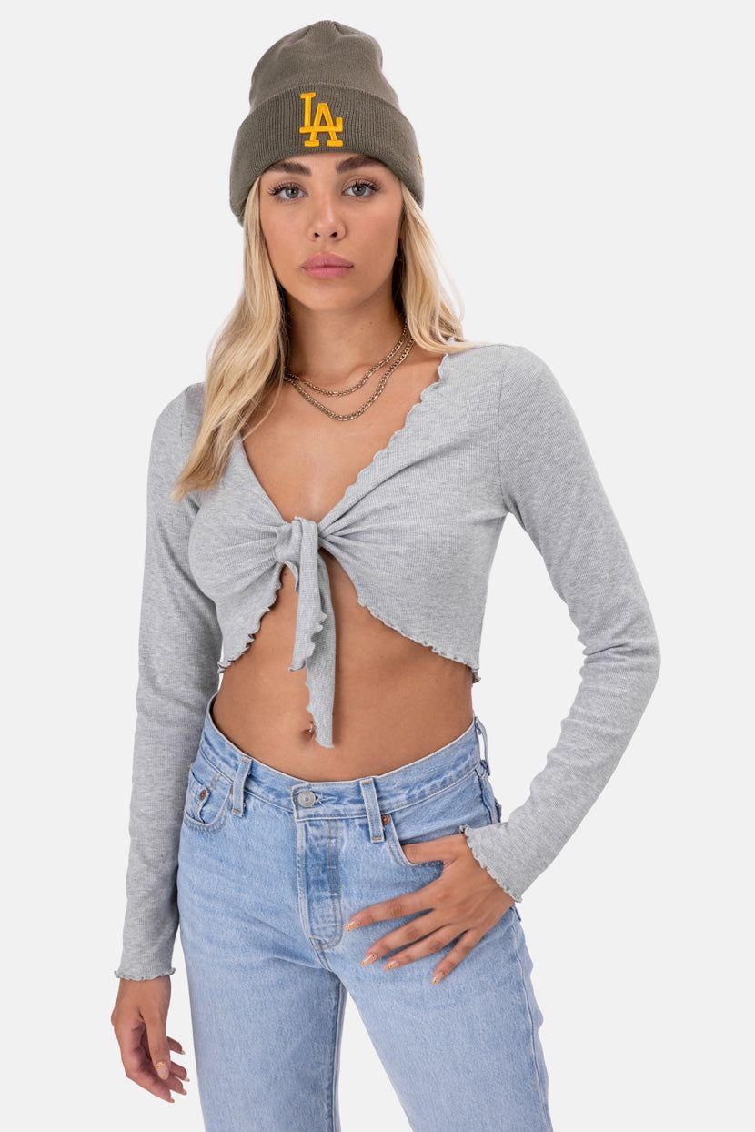 טופ קרופ אמור דיטייל קשירה sold by Adika