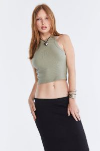 גופיית קרופ Basic Who גזרת רייסר sold by Adika