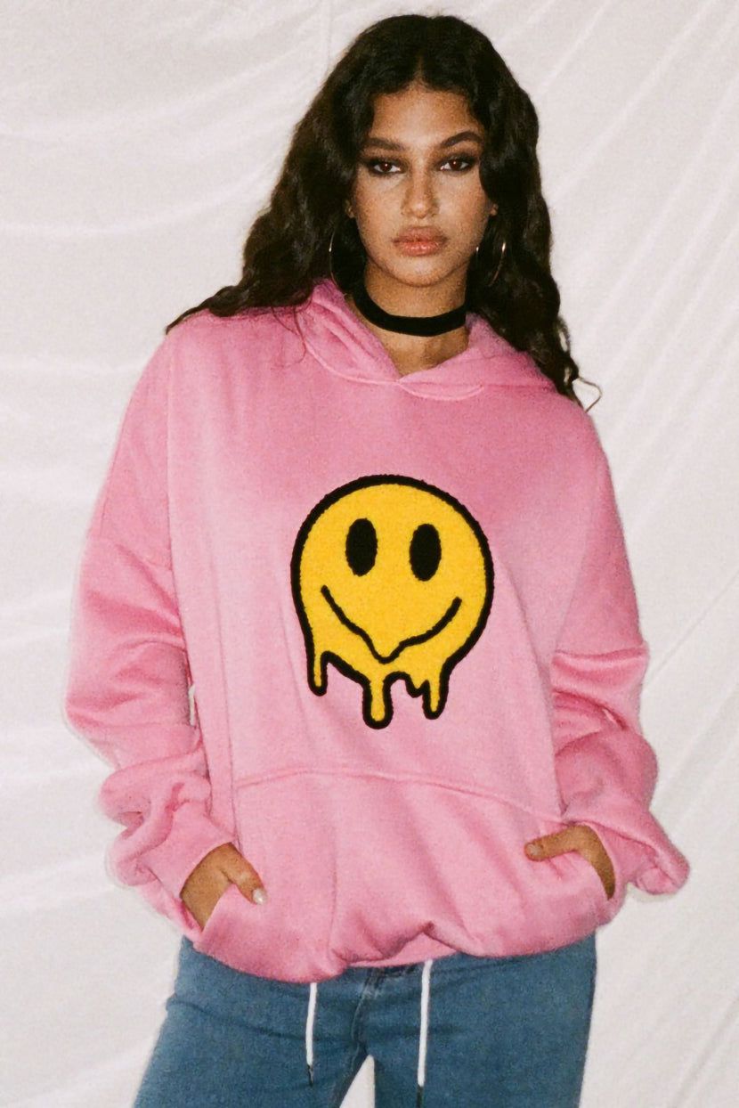 סווטשירט קפוצ'ון All Smiles דיטייל צמרירי sold by Adika